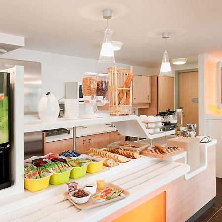 Ibis Budget Orly Rungis Bagian luar foto