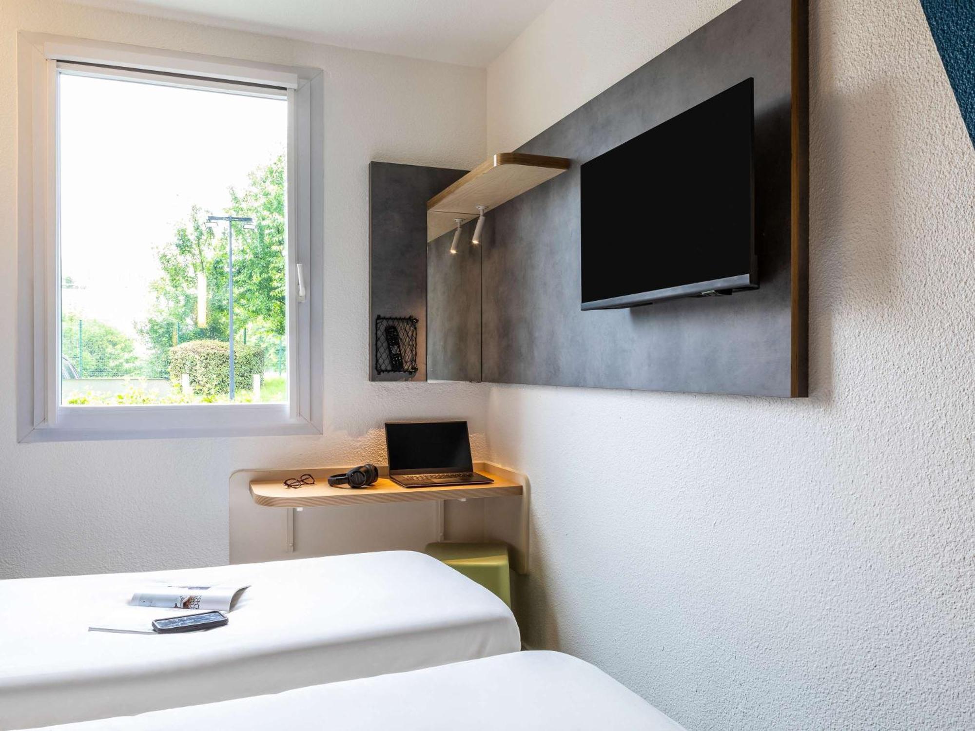 Ibis Budget Orly Rungis Bagian luar foto