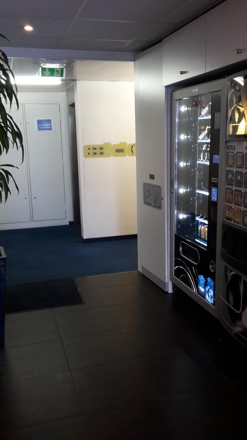 Ibis Budget Orly Rungis Bagian luar foto